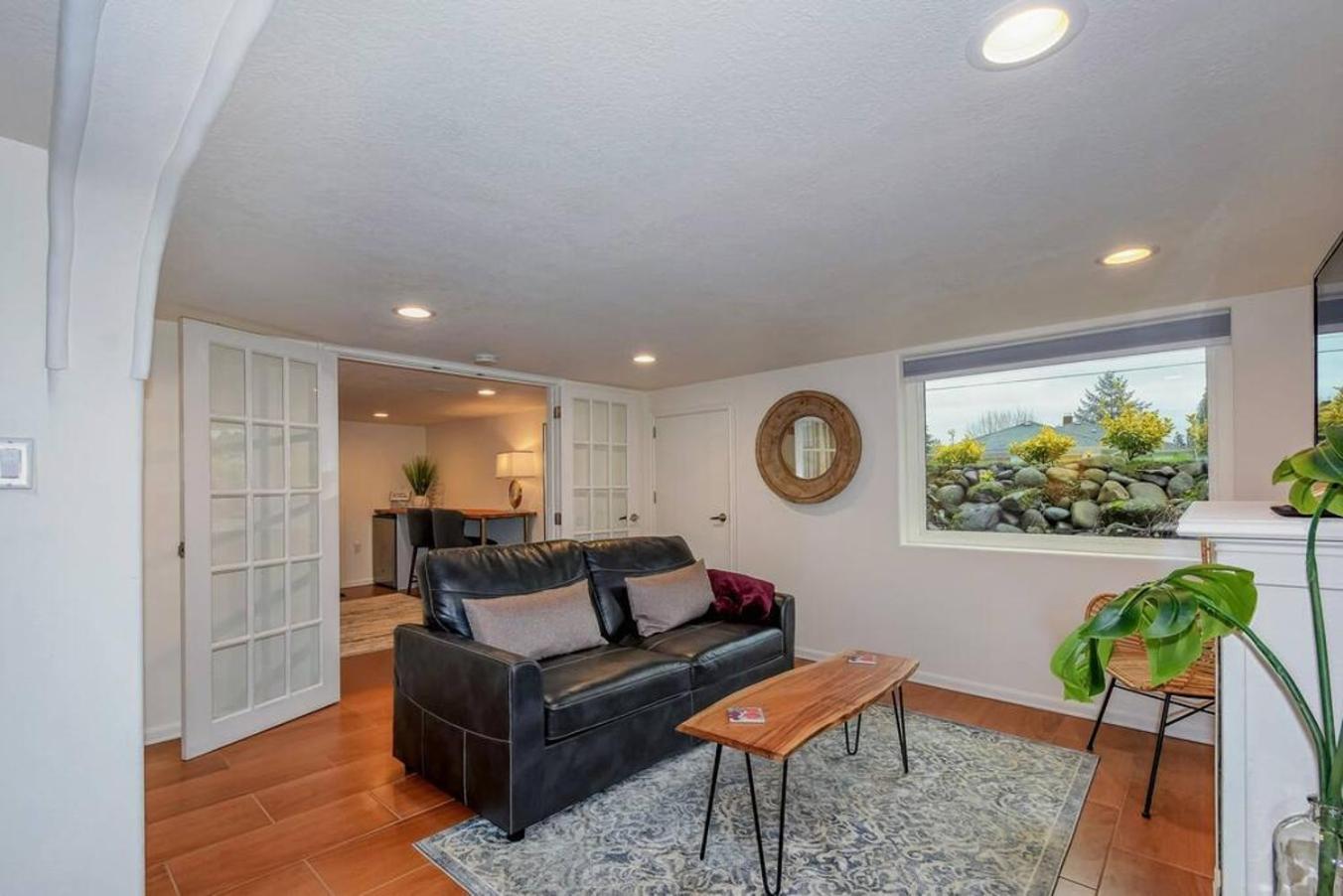 Private New Garden Apartment W Hot Tub Camas 外观 照片
